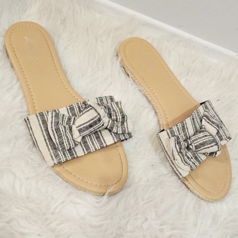 ๐ฅ8 1/2 Bundle of 5 Pairs Women's Shoes - Picture 8 of 16